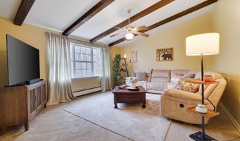 299 Scenic Dr, Blakeslee, PA 18610