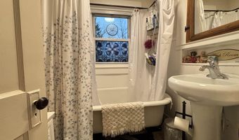 2508 Forest Dale Rd, Brandon, VT 05733