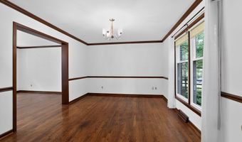 6 DONNA Dr, Bear, DE 19701