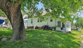 3802 12th St, Des Moines, IA 50313