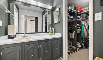 504 ORANGE Dr 11, Altamonte Springs, FL 32701