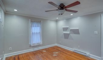 12 W MISPILLION St, Harrington, DE 19952