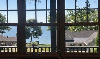 11 Treat St, Belfast, ME 04915