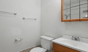 645 Union St, Bay St. Louis, MS 39520
