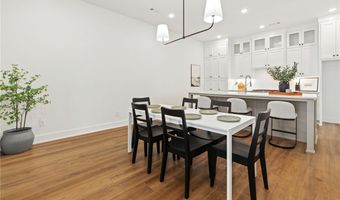 823 NW 14th St, Bentonville, AR 72712