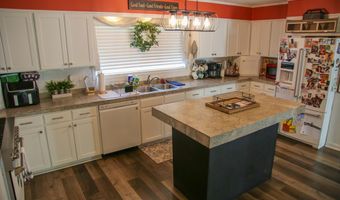 12 Clifton, Baxley, GA 31513