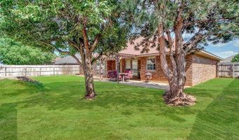 2901 N Towne Dr, Altus, OK 73521
