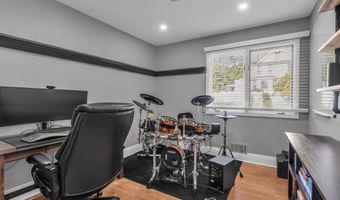 90 E Lincoln Ave, Atlantic Highlands, NJ 07716