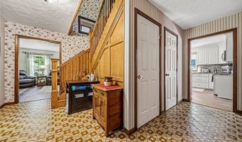 4008 Mannwood Rd, Ashtabula, OH 44004
