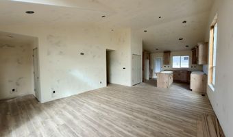 1082 Alpine Ave, Chubbuck, ID 83202