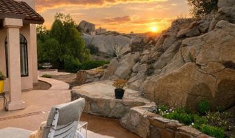 9522 Sage Hill Way, Escondido, CA 92026