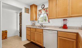 5785 Olive St, Anderson, CA 96007