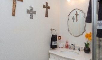 1608 N 26TH St, Artesia, NM 88210