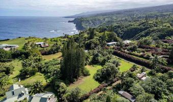 210 Door Of Faith Rd, Haiku, HI 96708