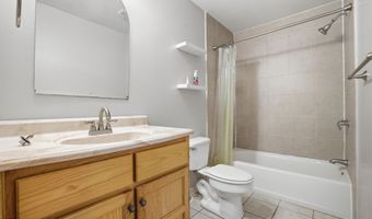 867 Washington St, Bay St. Louis, MS 39520