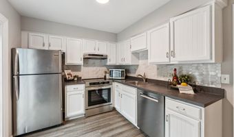 3836 BRIGHTON Ct, Alexandria, VA 22305