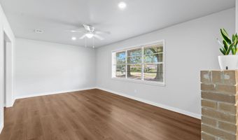 207 14th Ave, Atmore, AL 36502