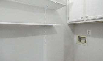 1750 James Buchanan Dr, Biloxi, MS 39531