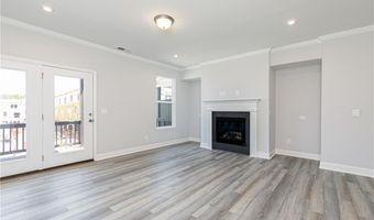 1009 Taylor Ct, Acworth, GA 30102