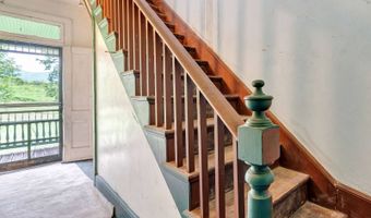 3789 Spring Valley Rd, Alderson, WV 24910