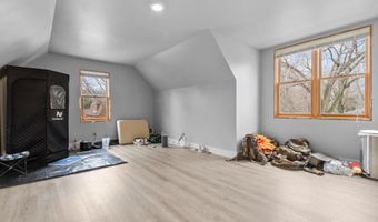 140 RIVER Dr, Appleton, WI 54915