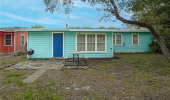 1360 Oak Park Dr, Aransas Pass, TX 78336