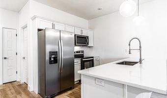2717 SW Livingston Sq, Bentonville, AR 72713