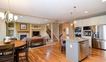 359 Riverside Cir, Anoka, MN 55303