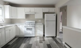 20 OAK St 2, Bayonne, NJ 07002