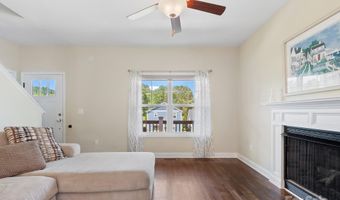 18 Greenwood Fields Dr, Asheville, NC 28804