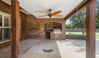 216 Meadowlands Dr, Brandon, MS 39047
