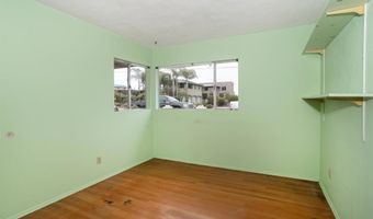 557 Canyon Dr, Solana Beach, CA 92075