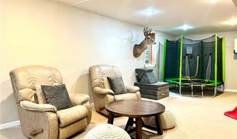 1921 Sherman Dr NW, Alexandria, MN 56308