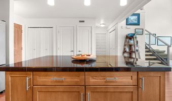 3990 ABBEY Ln B411, Astoria, OR 97103