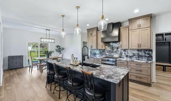 19195 Ringo Rd, Auburn, IN 46706