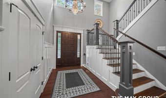 5354 Pinnacle Point Dr NE, Ada, MI 49301