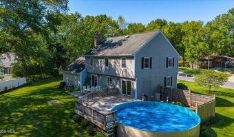 3 Fenway Dr, Albany, NY 12211