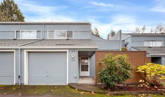 17822 NW LAKEWAY Ct, Beaverton, OR 97006