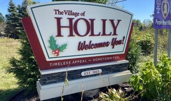 439 Hidden Riv W, Holly, MI 48442