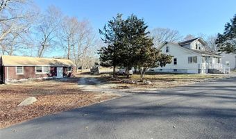 4 Arcade St, Johnston, RI 02919