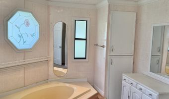 723 Pineville Rd, Atmore, AL 36502