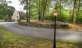96 Pond View Dr, Auburn, NH 03032