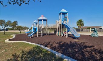 1 Augusta Cir, Aransas Pass, TX 78336