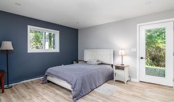 50 Indian Trl, Charlestown, RI 02813