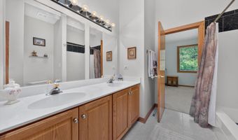 11923 Devonshire St, Algonquin, IL 60102