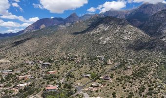 15 La Cueva Trl NE, Albuquerque, NM 87122