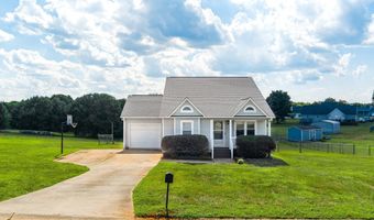 215 Upland View Dr, Boiling Springs, SC 29316