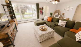 203 N Cross St, Angola, IN 46703