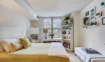 5000 BATTERY Ln 202, Bethesda, MD 20814
