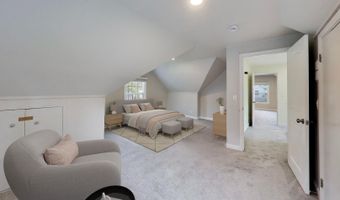 909 E Oakton St, Arlington Heights, IL 60004